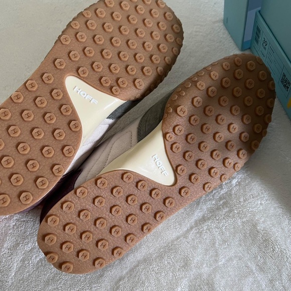 Hoff Women's Stylish Sneakers - Cream, Olive, and Brown - Picture 6 of 8